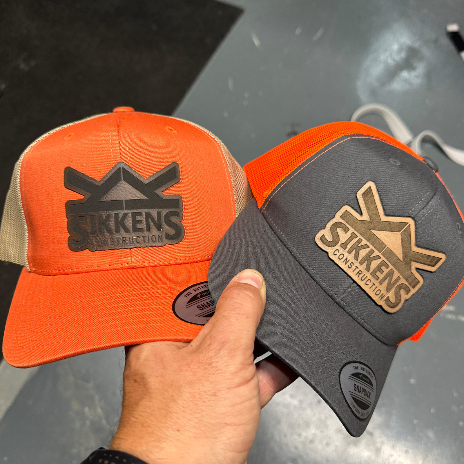 hat1